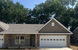 668 Snowflower Circle, Pigeon Forge, TN 37863