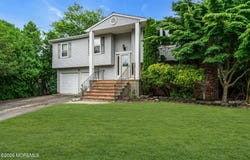52 Lorelei Drive, Howell, NJ 07731