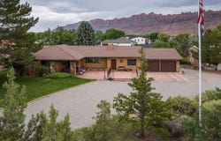 2720 BENCH Rd E, Moab, UT 84532