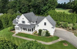 246 Country Club Way, Kingston, MA 02364