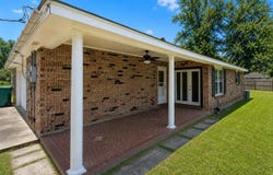 14202 Jones Rd, Ponchatoula, LA 70454