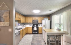 918 Creekside, Monroe, GA 30656