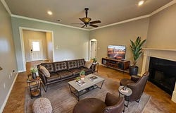 632 Garnet, Seguin, TX 78155