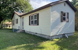 424 W Park Street, Seymour, MO 65746