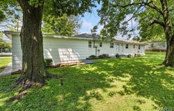 236 & 238 E 5th Street, Trenton, IL 62293