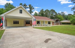 103 Oak Dr., Petal, MS 39465