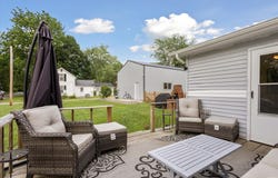 661 W Jefferson Street, Warsaw, IN 46580-2558