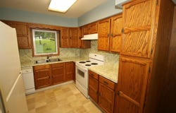 504 9th St, Spirit Lake, IA 51360