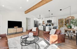 19 Oak Street, Mount Pocono, PA 18344