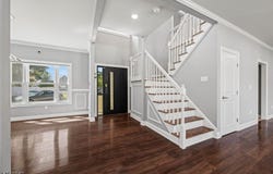 87 Fulton St, Keyport Boro, NJ 07735-1907