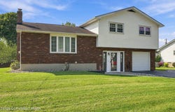 1543 Stoke Park Road, Bethlehem, PA 18017