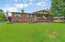 430 Hillcrest Drive, CROSSVILLE, TN 38555