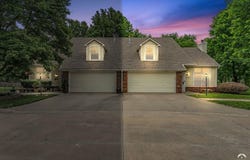 2201 Vail Way, Lawrence, KS 66047