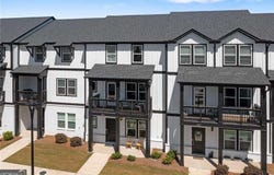 823 Mackay Creek, Woodstock, GA 30188