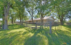 1830 Fm 221, Hamilton, TX 76531