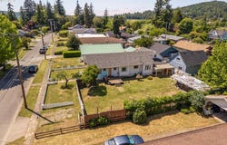 470 W 4TH ST, Coquille, OR 97423