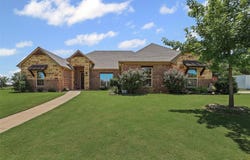708 County Road 1104a, Rio Vista, TX 76093