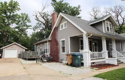 2305 N Monroe St, Hutchinson, KS 67502