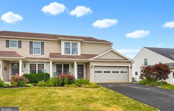 5105 OAK LEAF Drive, MOUNT JOY, PA 17552