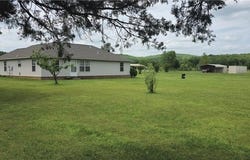 110 Luckau  LN, Alma, AR 72921