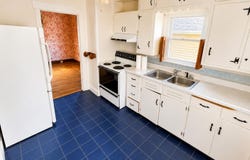 2515 SHERIDAN Place, MANITOWOC, WI 54220