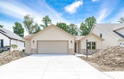 601 Valley River Drive, Columbia City, IN 46725