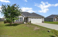146 Prelude Drive, Richlands, NC 28574