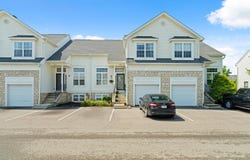 8253 Deering Oaks Drive, Blacklick, OH 43004