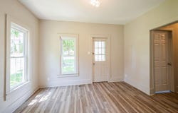 321 S 3rd Street, Coggon, IA 52218