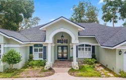 7225 RIVER FOREST Lane, TEMPLE TERRACE, FL 33617