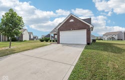2302 Ashton Lane, Greenwood, IN 46143