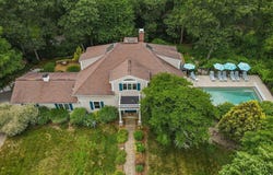 3 Wolf Road, Buzzards Bay, MA 02532