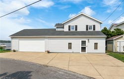 4869 COLEMAN DRIVE, AKRON, OH 44319