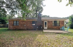 2266 Country Place Cir, Pensacola, FL 32534
