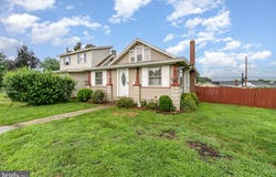 103 S CHESTNUT, SELINSGROVE, PA 17870