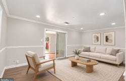 8601 NEWTON Place, MANASSAS, VA 20111