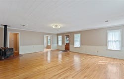 110 Wall  ST, Eureka Springs, AR 72632