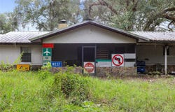 935 CR 738E, WEBSTER, FL 33597