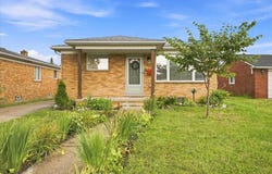 6518 Fenton Street, Dearborn Heights, MI 48127