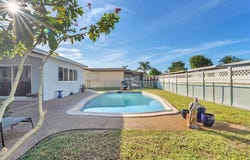 8711 NW 18th St, Pembroke Pines, FL 33024