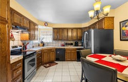 16427 Nordhoff Street, North Hills, CA 91343