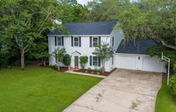 401 Greenwood Way, Niceville, FL 32578