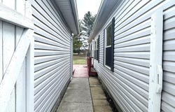 229 Cadgewith E, Lansing, MI 48906