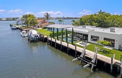 160 Periwinkle Drive, Hypoluxo, FL 33462