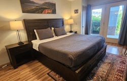 714 CASCADE AVE, Hood River, OR 97031