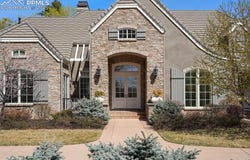 32 Broadmoor Avenue, Colorado Springs, CO 80906