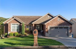 9882 W Vista Drive, Hillsboro, MO 63050