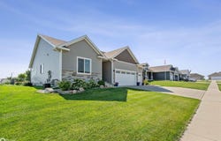2916 Jackie Terrace, Marshalltown, IA 50158
