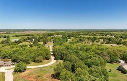 19131 Charleston Pointe, Shawnee, OK 74801