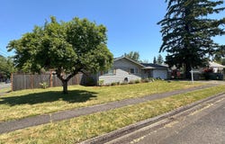 500 IRONWOOD ST, Sweet Home, OR 97386